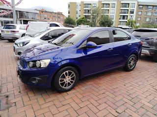 CHEVROLET SONIC LT SEDAN. MEC 1,6 2013