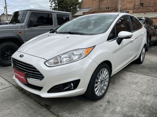 Ford Fiesta Titanium Sedan Sec 1,6 2016