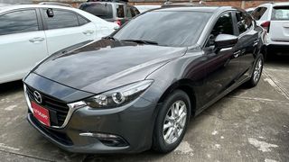 Carro usado Mazda 3 Touring Sedan Sec 2