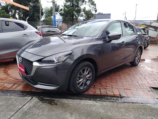 Mazda 2 Touring Sec 1,5 2023
