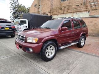 Nissan Pathfinder Mec 3,5 4x4 2003