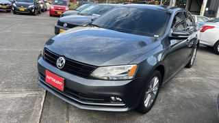 Carro usado Volkswagen Jetta Comfortline Sec 2